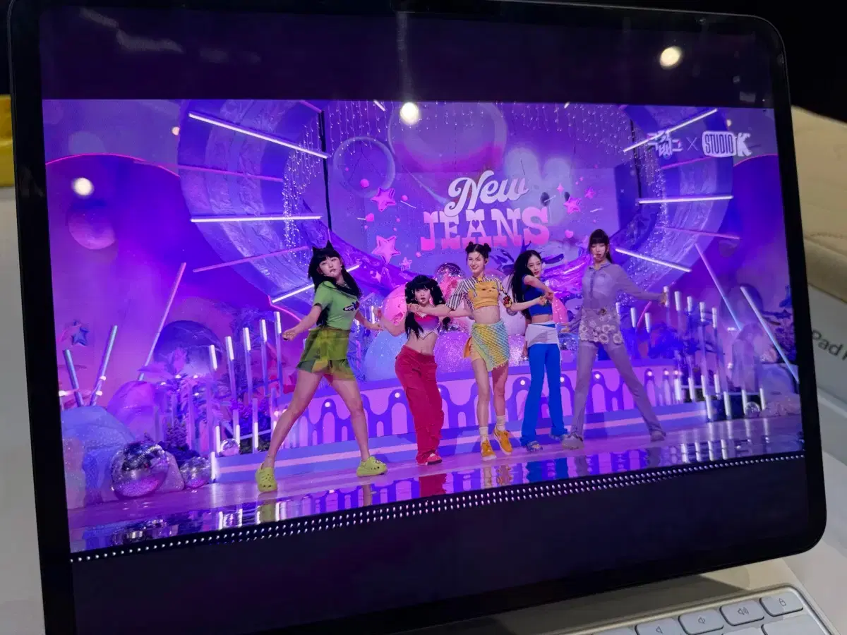 thumbnail-4
